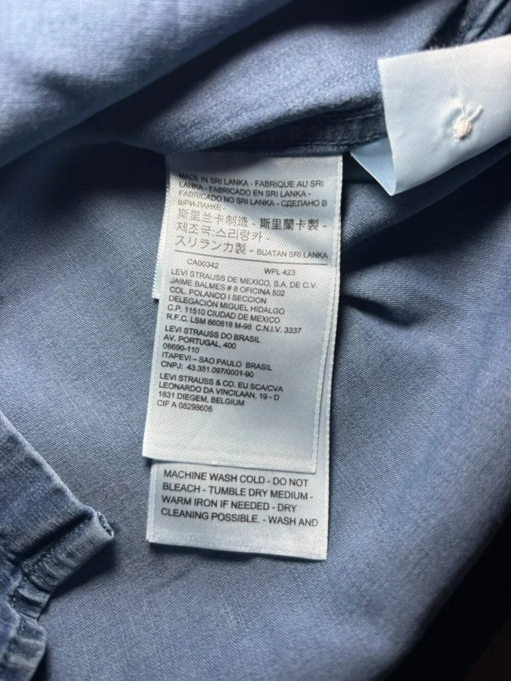 Levis levi mens